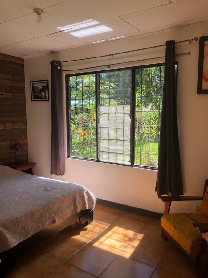 Airport Rio Segundo Studio Bed and Breakfast Alajuela Eksteriør billede